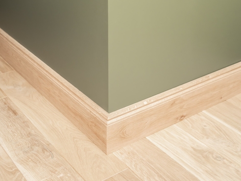 Plinthes Chêne A/B 20x110 non traité 1,5-2,5m Profil Hamburger Altdeutsch Altberliner